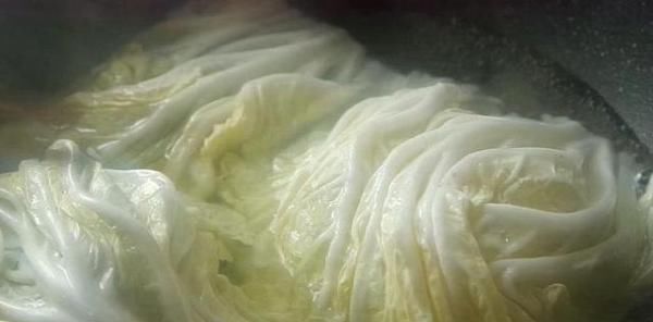 大白菜吃了30年,这做法还是第一次见,太香了,上桌全家抢着吃