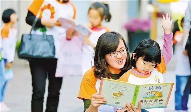 这句话#家长提议将《荷塘月色》移出教材,只因为8个字,不适合学生学习