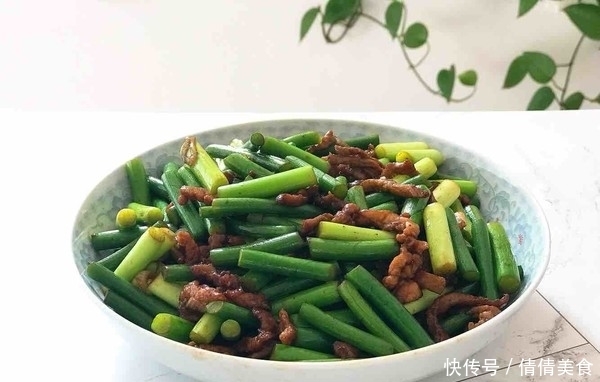 酒店大厨:不管炒什么肉,只要记住“这3招”,肉鲜嫩又入味