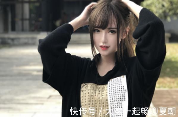 腐团儿|腐团儿直播上演Cos秀,十分钟内被超管封禁警告两次是什么操作?