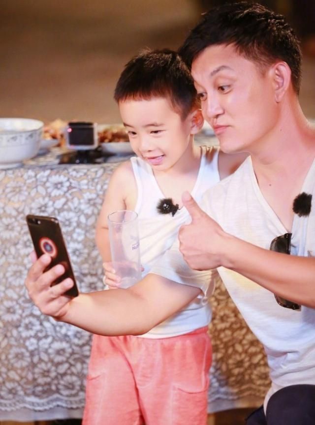 拳击|邹市明向村长透露儿子现状,没练拳击,林志颖也没闲着