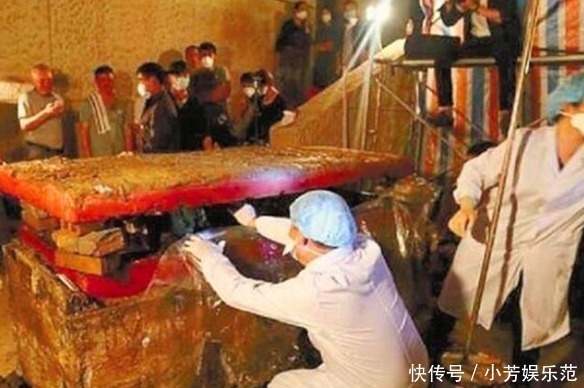 考古学家|女子因难产昏厥,家人误认为已死入棺,200年后棺中景象凄惨