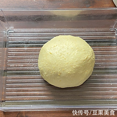 吐司|#一口新年味，全家享佳味#玉米奶香吐司｜惊艳味蕾，真的巨好吃