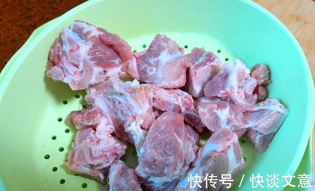美味|秋补喝“秋汤”,建议多喝这盅汤,食材易得隔水一炖,营养又美味