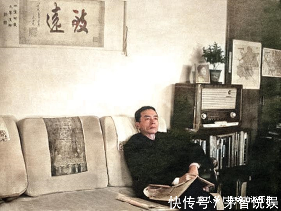 国徽&罕见梁思成和林徽因合影,气质优雅郎才女貌,两人带病设计国徽