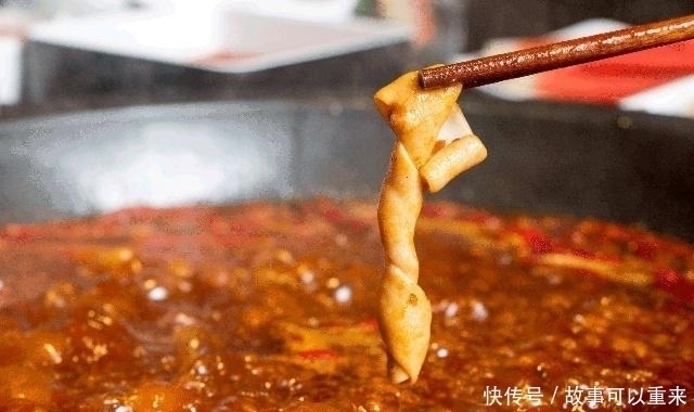 吃火锅时，这6种食物不能“久涮”，服务员一看你就是行家