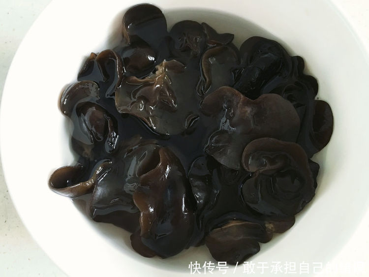 肌肤|冬天到了,多吃以下三种食物,排毒护肝,美容养颜,肌肤更水润