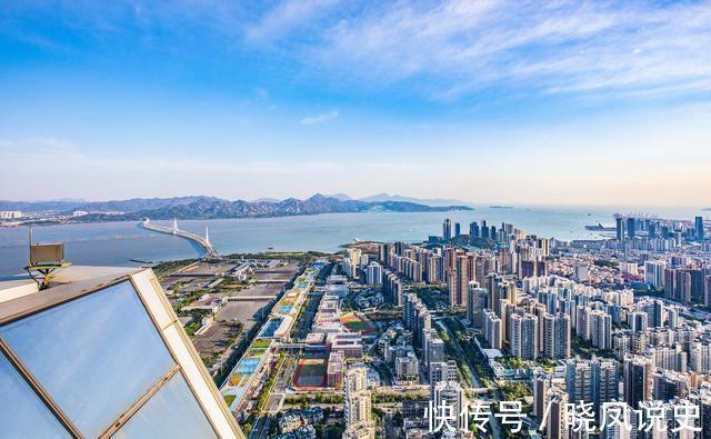 楼盘|楼市或迎贬值潮?又有楼盘降价30%,业主不乐意:要求退差价