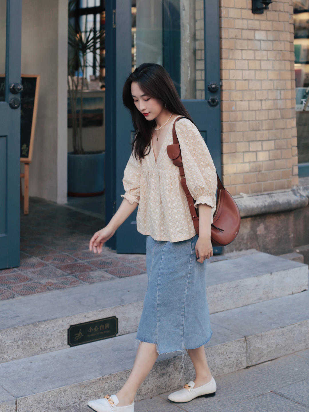 韩系|25到30岁的女生,多试试韩系少女风穿搭,清新浪漫又有格调