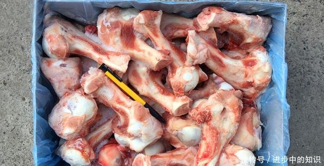 29元一位的大骨头自助餐，凭什么盈利听完行内人讲解，涨知识了