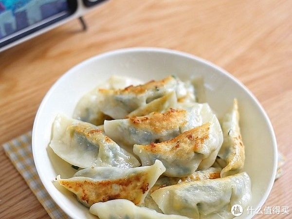 马上就要冬至了，包饺子试试这款馅料，好吃不腻，比肉馅饺子香多了