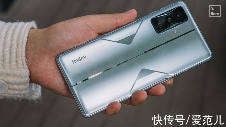 冠军版|Redmi K50 电竞版首发体验：3299 元起售，能否焊上游戏手机的大门？