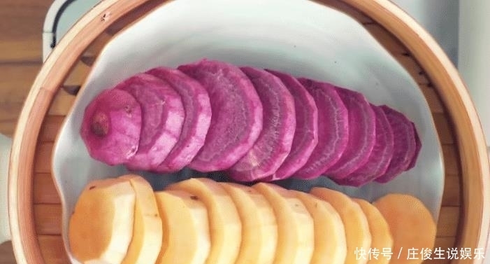 香甜|分享一款用红薯和紫薯做成的甜汤,软糯香甜又营养,孩子特爱吃