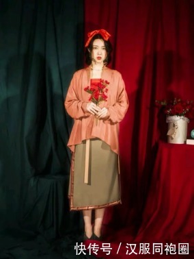 小裙|像极了现代小裙几的宋制旋裙,它是汉服吗?
