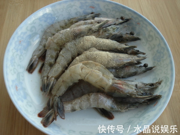 竹节虾|换季心神不宁睡不好晚饭经常吃点它,镇静安神,和失眠说拜拜