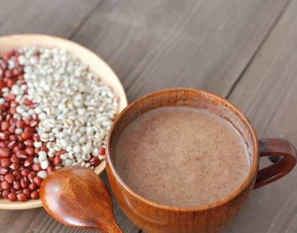 红豆|女人湿气重,3个部位易出“异常”,没事常吃1物,祛湿更养颜!