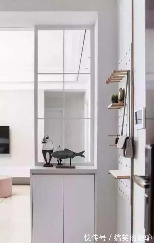 卧室|老婆将卧室飘窗改造书桌,瞬间多了一个书房,太棒了