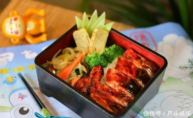 太贵|迪士尼贵到不敢吃的四道食物,鸡腿不算啥,一听图四价格打扰了