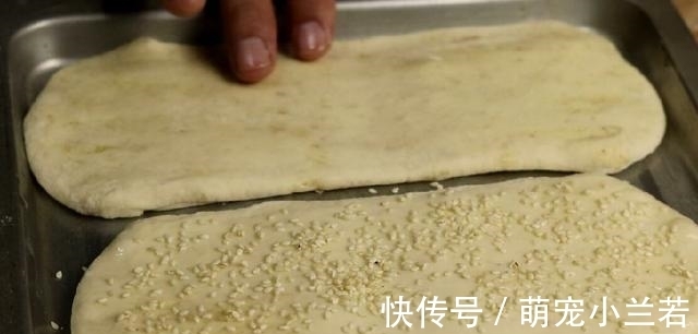 小董|想吃烧饼不用排队买,教你在家做,咬一口直掉渣,做法简单又好吃