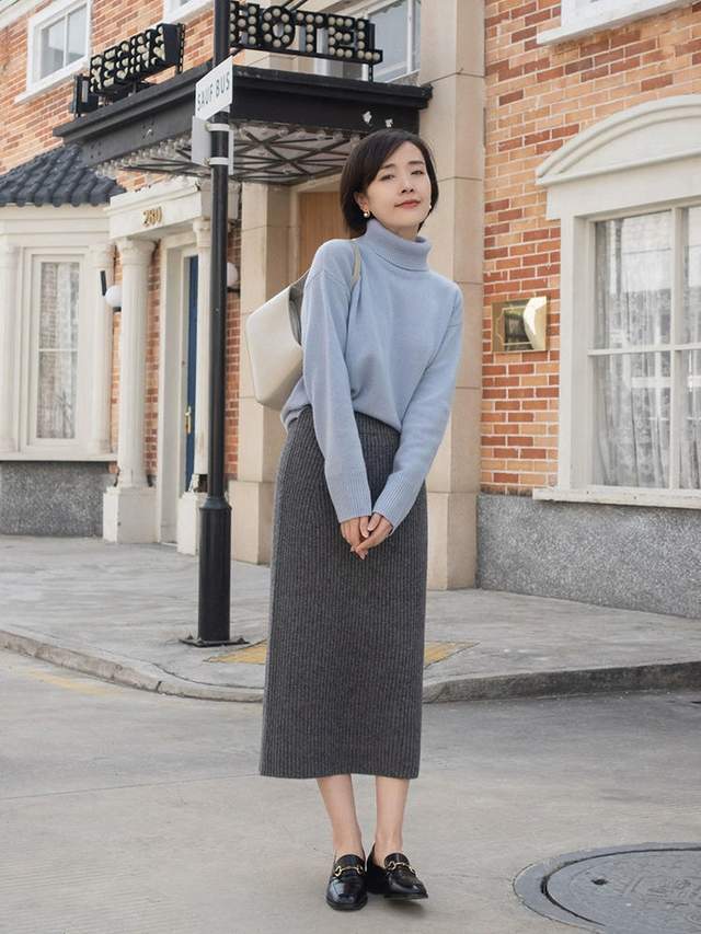 半身裙|步入中年后要学会的“针织衫”搭配,看这位博主就够了,chic优雅