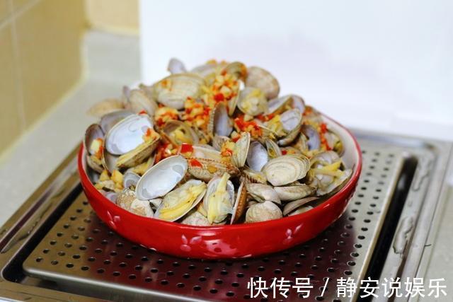 家常菜|一家三口的晚餐，4道家常菜荤素搭配，开胃又下饭，好吃又营养