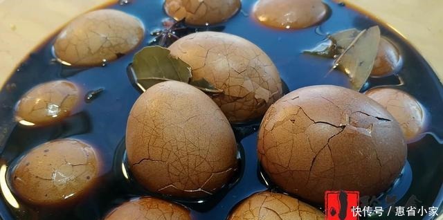 制作五香茶叶蛋有窍门,步骤详细,香味十足,一次能吃10个