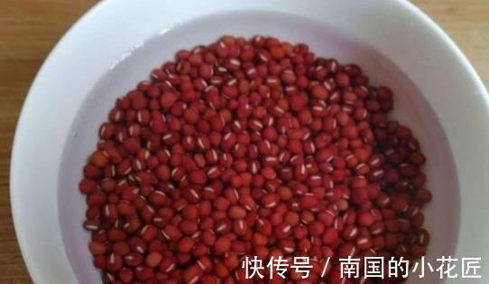 烤箱|红豆卷最好吃的做法,无需烤箱,松软可口,当早餐最好不过了!