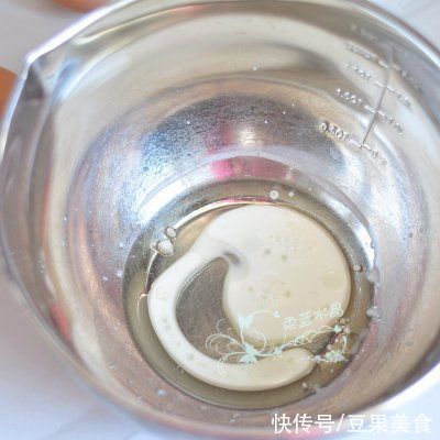 这道斑纹双色蛋糕，一上桌就被哄抢一空