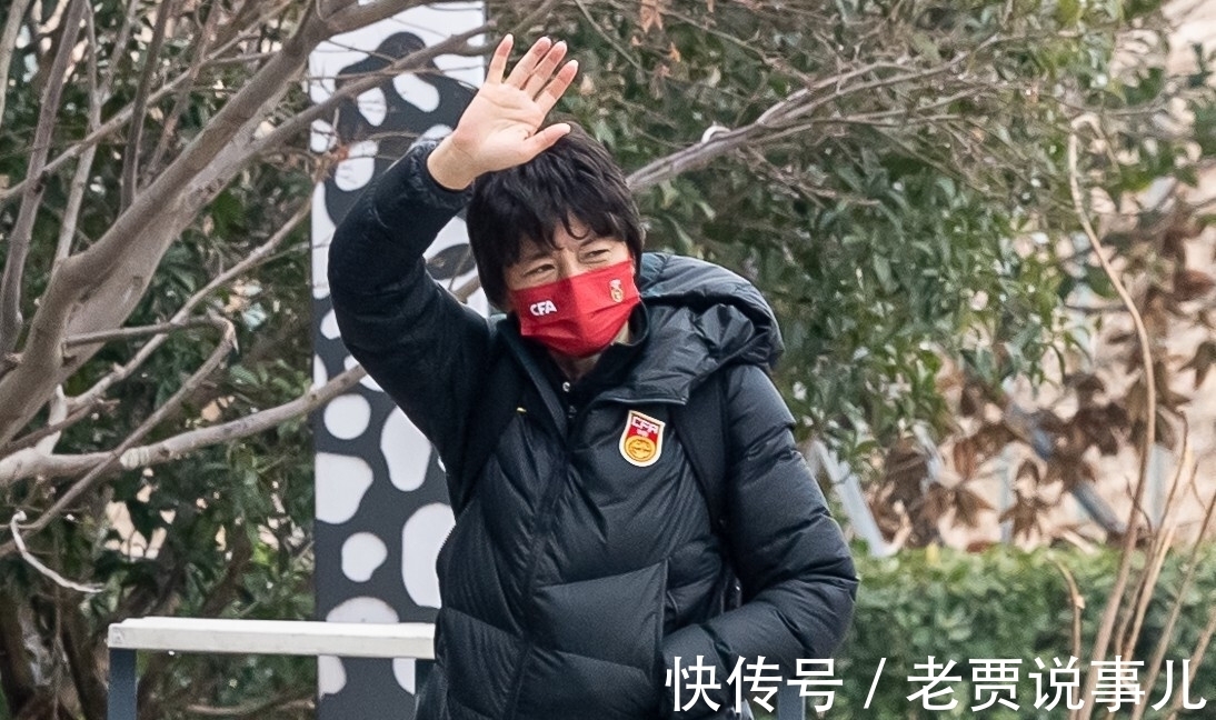 中国女足|中国女足再获重要荣誉,球迷喊话中国国足!中国足协迎来关键时刻