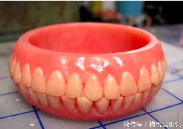 设计#16个“毫无用处”的设计,设计师都是哪里毕业的?