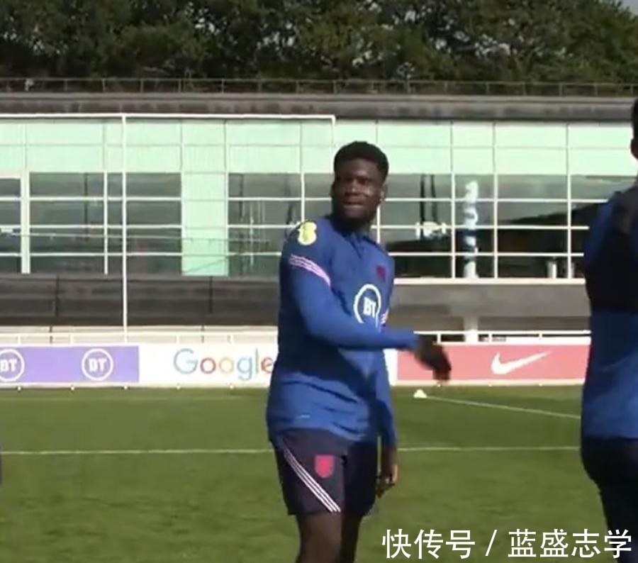 伯明翰|曼联冬窗离队第一人达成协议!青训铁卫再赴英冠锻炼,获鲁尼看好!