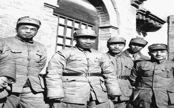 发展|抗战时期八路军是如何从三个师发展成百万雄师的?