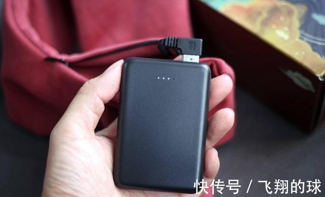 石墨烯 冬天怕冻脖子一个电热围巾就够了!