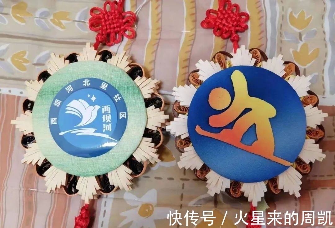纽扣画|纽扣画、中国结、补绣挂件……地区居民巧手庆冬奥,一起向未来!