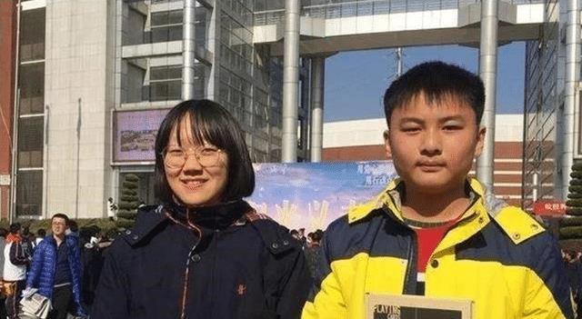 老师|唐楚玥的“神仙卷面”,批卷老师都不忍扣分,难怪语文能考146