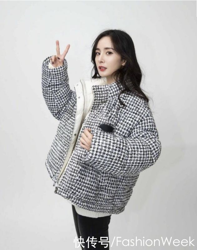 下半身|果然胖胖的面包羽绒服最保暖了，轻松减龄，穿出少女感