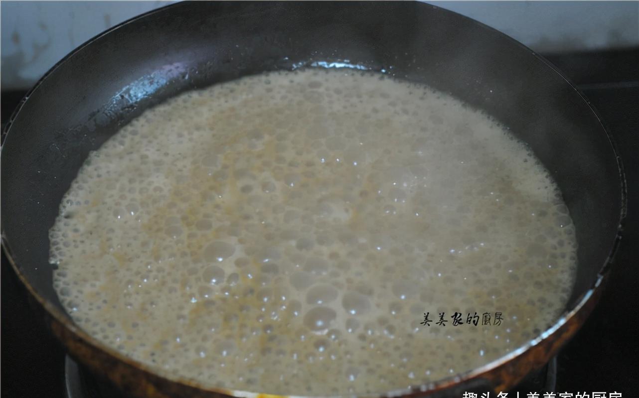 秋天吃早餐,迷上了此款!汤汁鲜浓,面条油润,做法超简单!