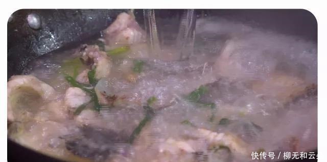 浓郁|奶白浓郁的鱼汤,原来是这样熬出的!
