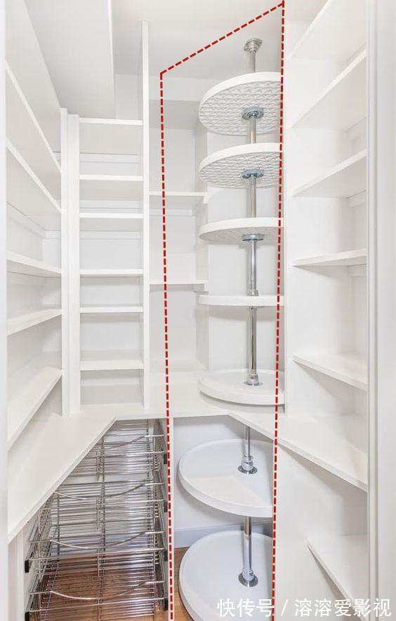 吊柜|日本厨房从不装吊柜,而是用1㎡步入式储藏室代替,归纳整齐省心