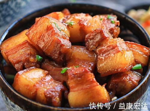 猪皮|做红烧肉,切记不可放这味料,很多人总是放错,难怪肉质又干又柴