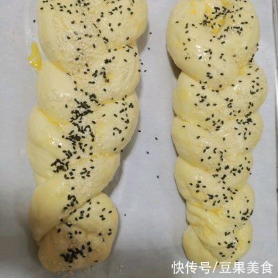 营养美味两手抓,辫子面包是你的不二之选