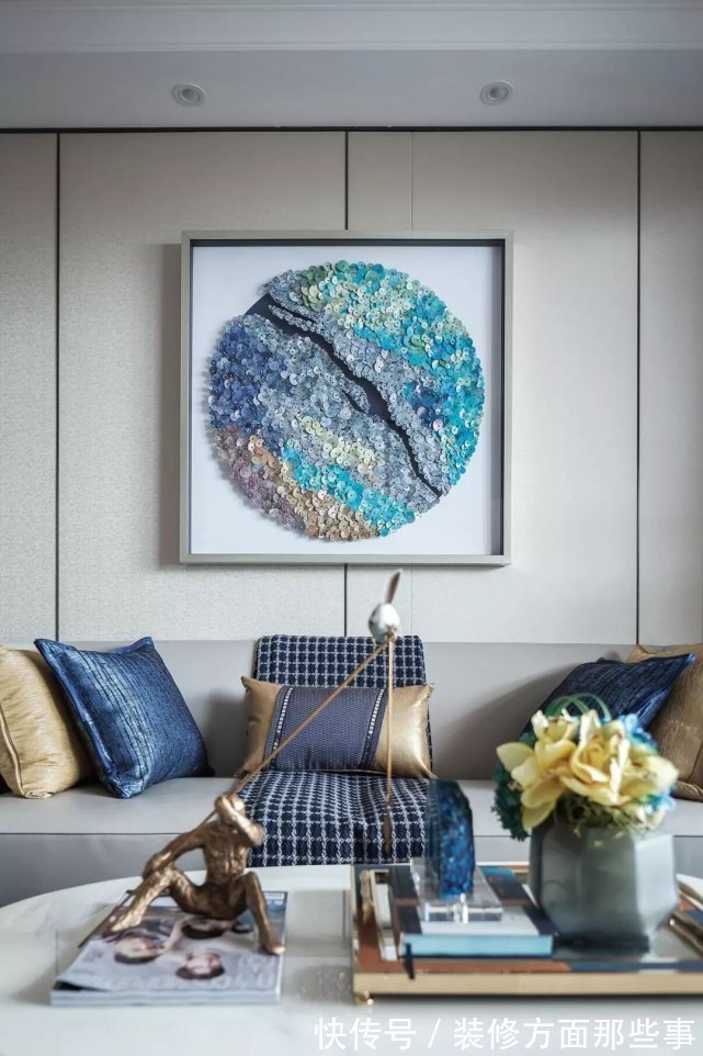 地毯|128平现代简雅风大范围铜质家居布置出一种轻奢档次的气质