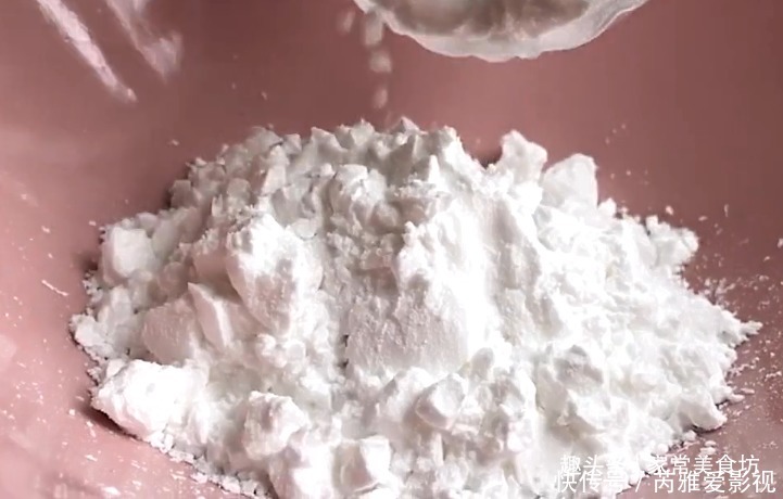 搅拌均匀|凉皮不要出去买,用它做,不用洗面,不用沉淀,三天两头做一次