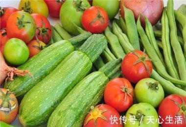 症状|手和脚有3个症状，说明血糖很高了，别忽视，尿毒症会找上你