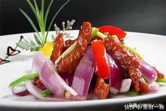年糕|老公朋友来做客，我做了12道下酒菜，荤素齐全，老公直夸我能干