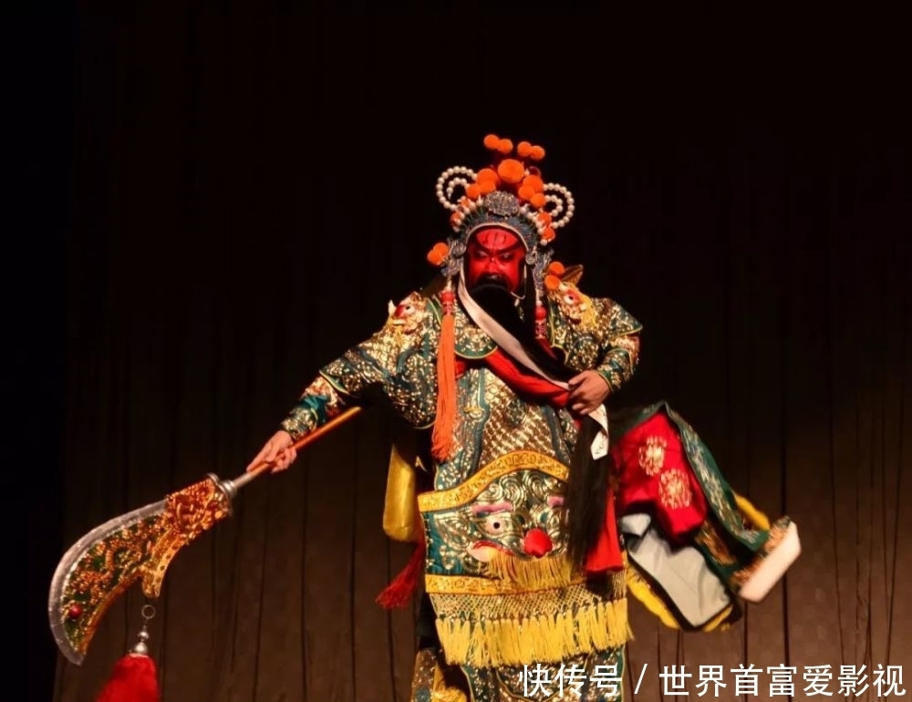 三国纷纭,彰显关公英雄本色