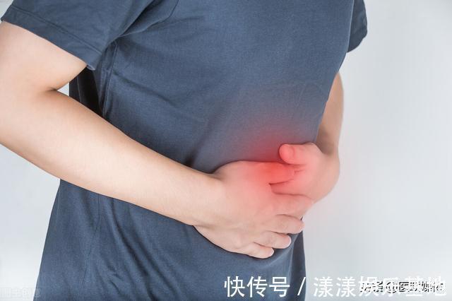 气味|排便出现异常，可能是肠癌导致？提醒：上厕所时不妨低头看看