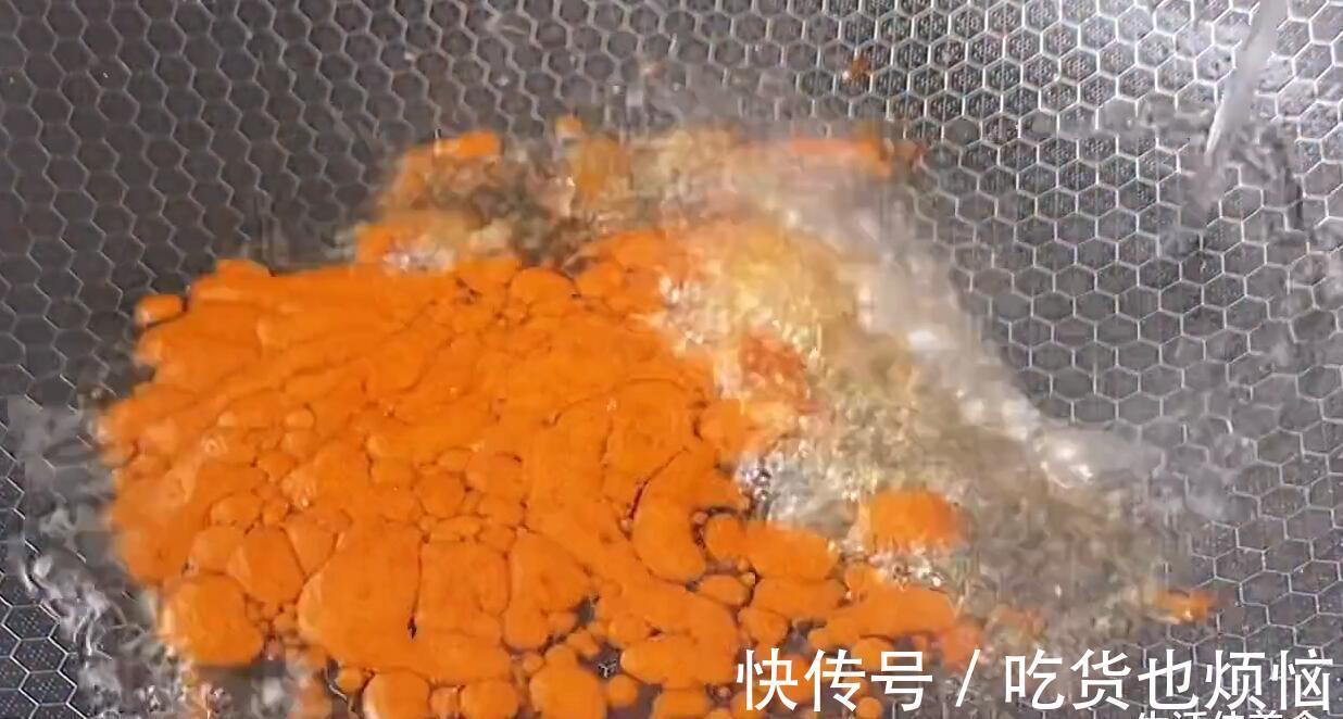 猪大肠|大厨30年卤肥肠配方,掌握关键的这一步,咬一口,汁香味浓满嘴香