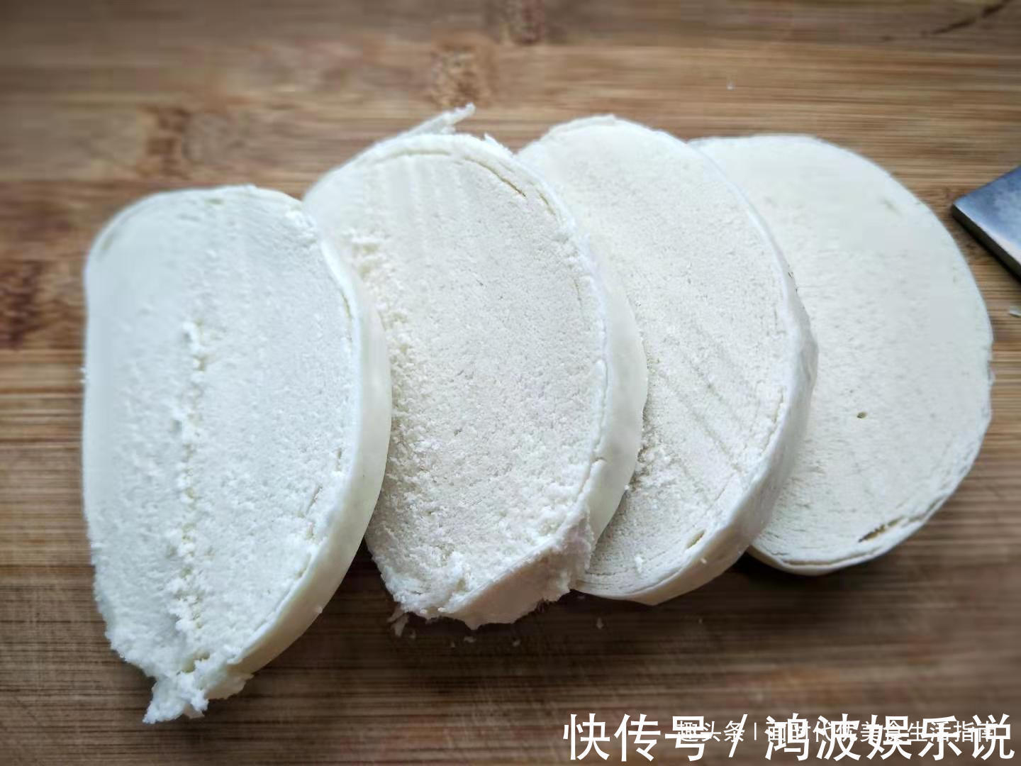 鸡蛋|一个剩馒头,四个鸡蛋,锅里一扔,营养美味又简单,孩子超喜欢吃