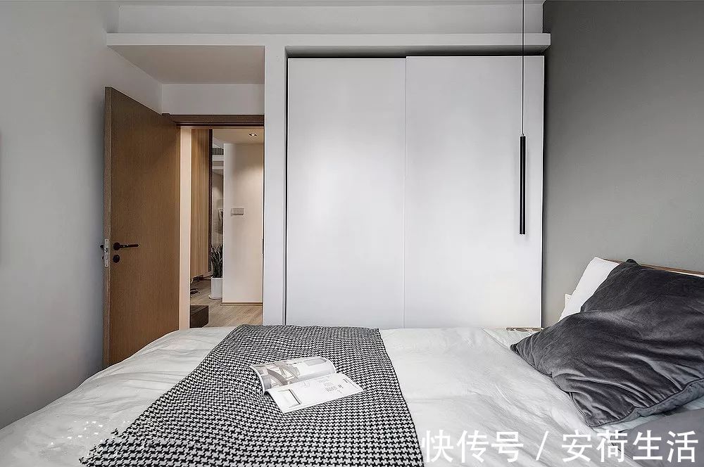 百叶门|卧室别装传统大衣柜了,如今流行这样装了,漂亮还省空间!